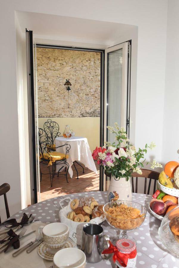 B&B Delle Erbe Calvi dellʼ Umbria Zewnętrze zdjęcie