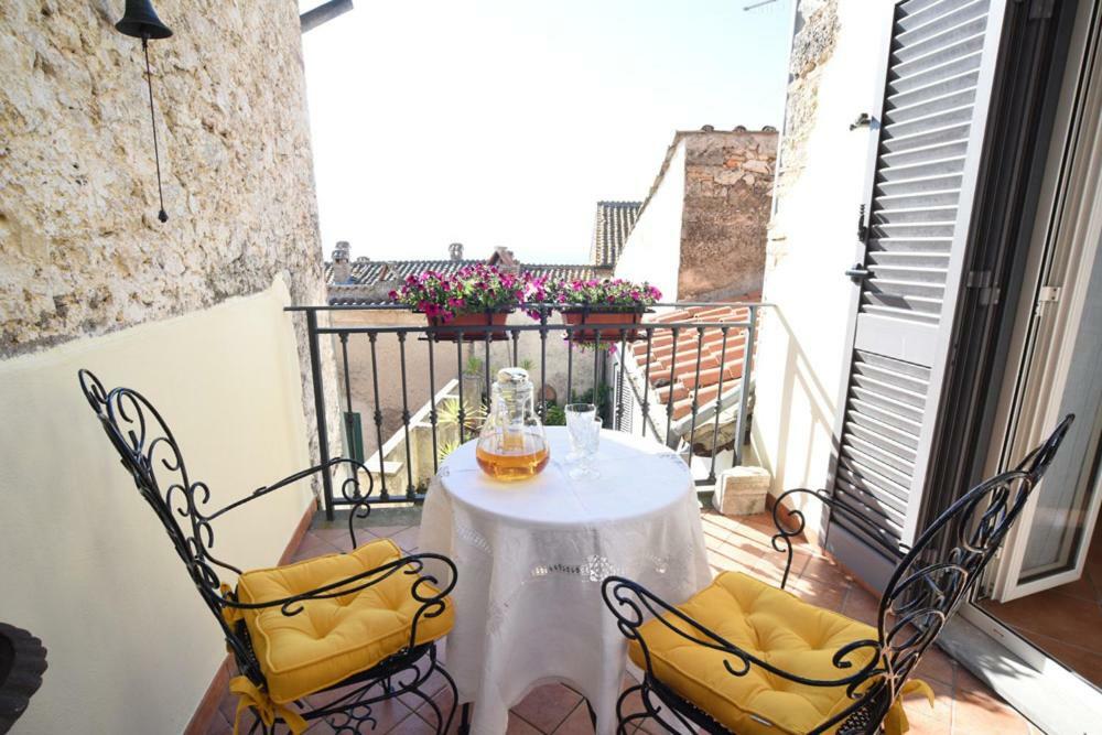 B&B Delle Erbe Calvi dellʼ Umbria Zewnętrze zdjęcie